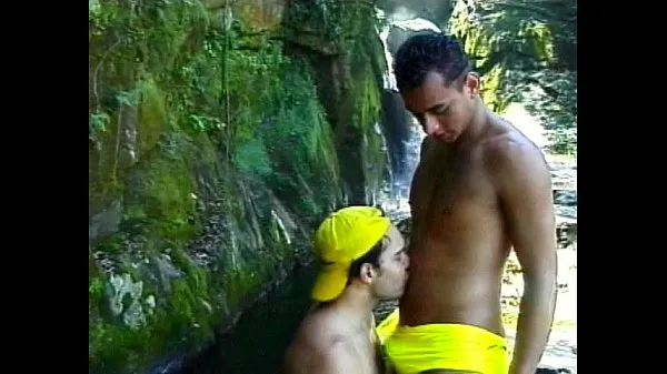 Gentlemens-gay - BrazilianBulge - scene 1 مقاطع فيديو جديدة جديدة