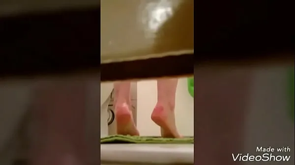 Voyeur twins shower roommate spy Video baru baru