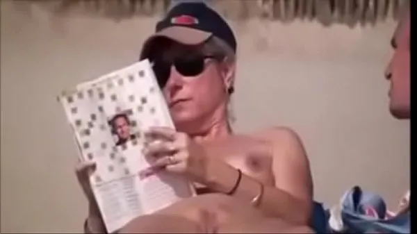 Nová videa (Nude Beach - More Hot Scenes from Cap d'Agde)