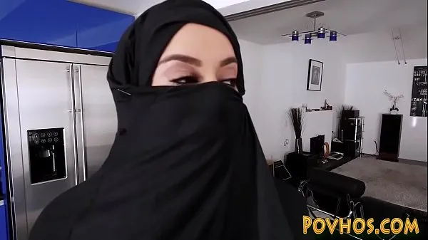 Muslim busty slut pov sucking and riding cock in burka مقاطع فيديو جديدة جديدة