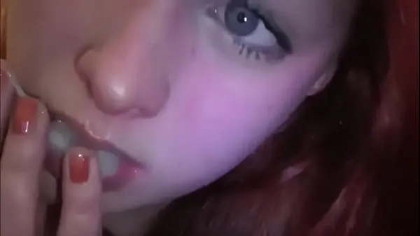 Married redhead playing with cum in her mouth Video baru baru